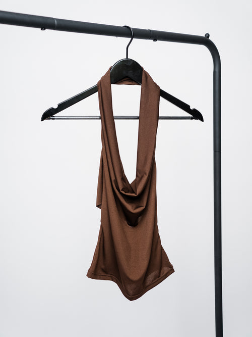 ALL NIGHT BACKLESS TOP