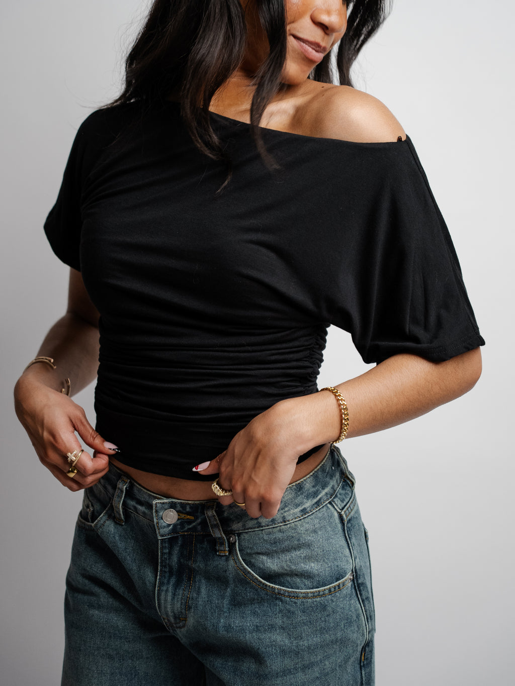 CONTOUR OFF SHOULDER SHORT SLEEVE